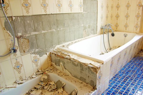 Bathtub Demolition in Panama City Beach
