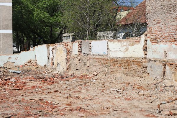 Brick Wall Demolition in Panama City Beach